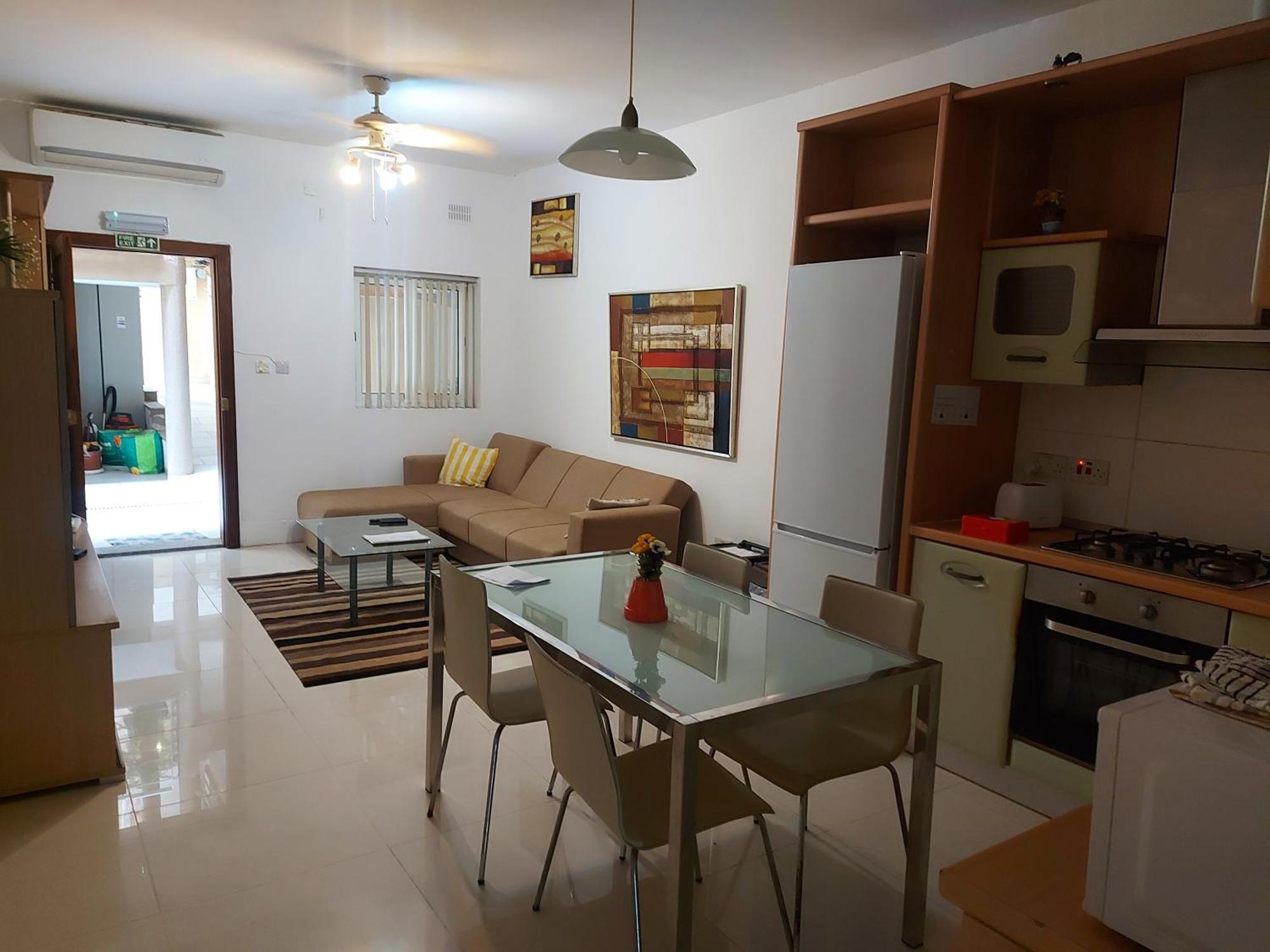 Swieqi Apartment Сент Джулианс Экстерьер фото