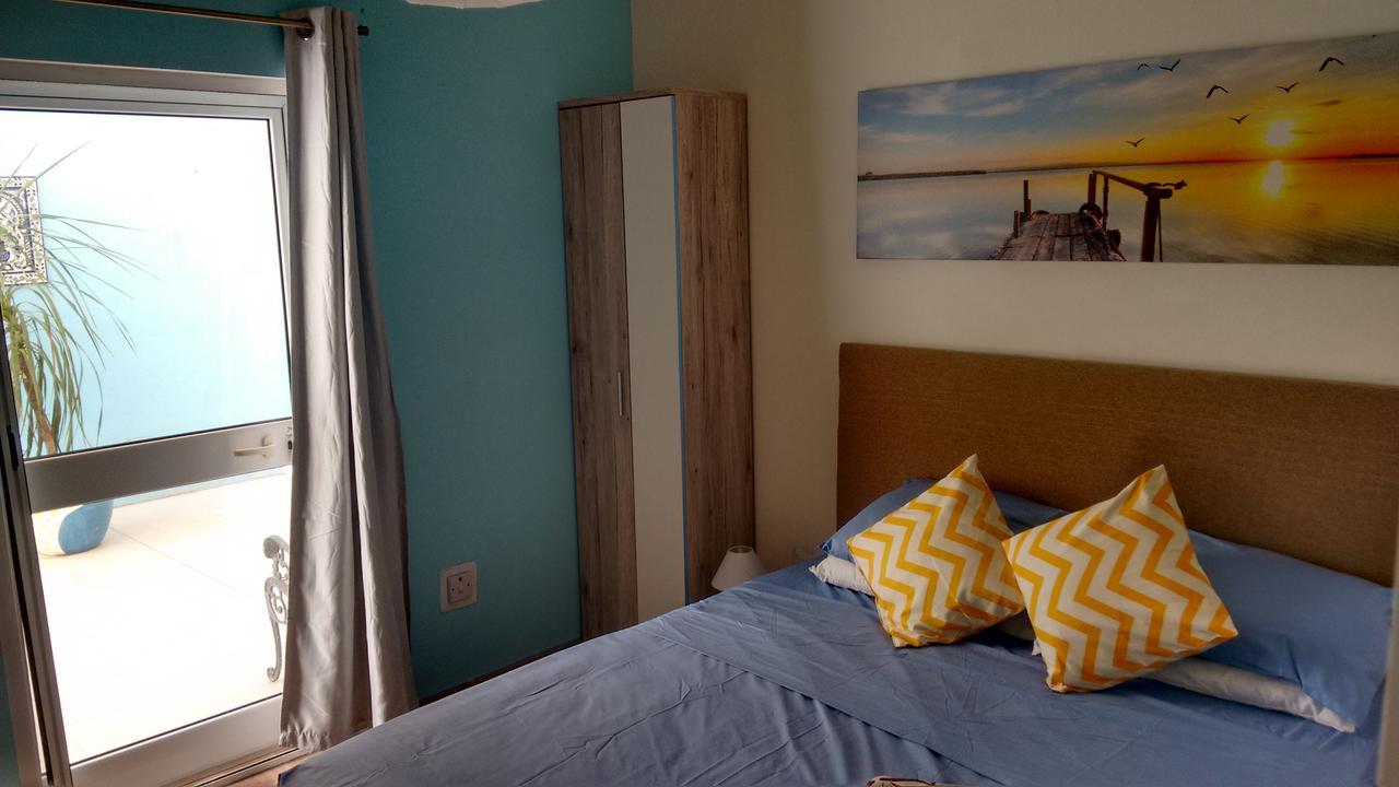 Swieqi Apartment Сент Джулианс Экстерьер фото
