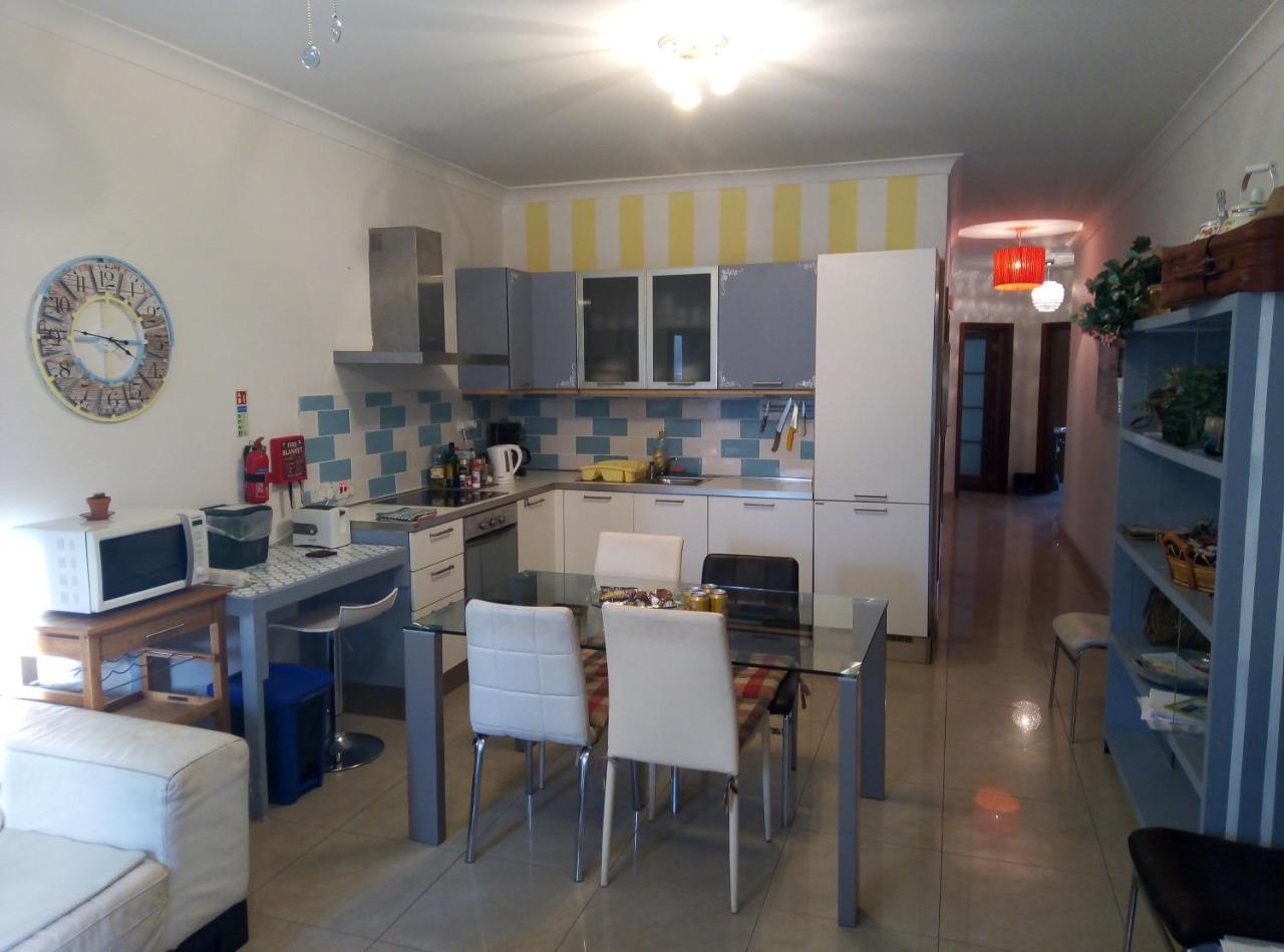 Swieqi Apartment Сент Джулианс Экстерьер фото